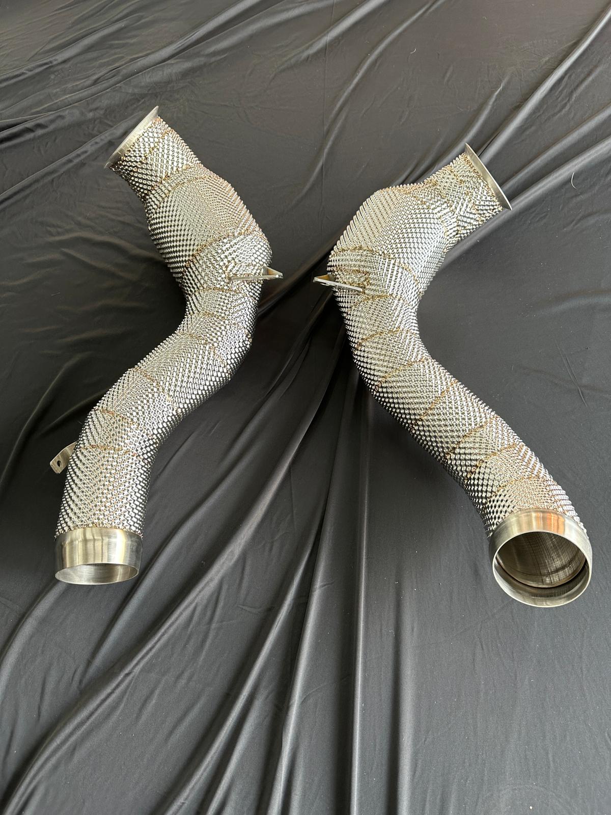 SMN Downpipes mit 200 Zellen Sportkatalysator für Mercedes AMG GT/S/C/R M178 C190/R190