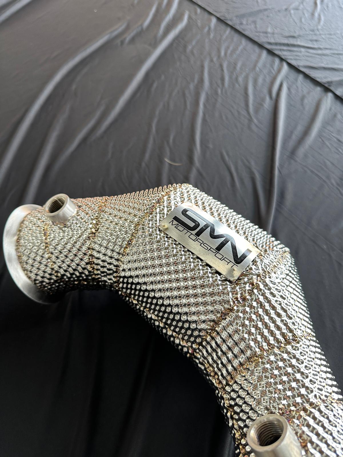 SMN Downpipes mit 200 Zellen Sportkatalysator für Mercedes AMG GT/S/C/R M178 C190/R190