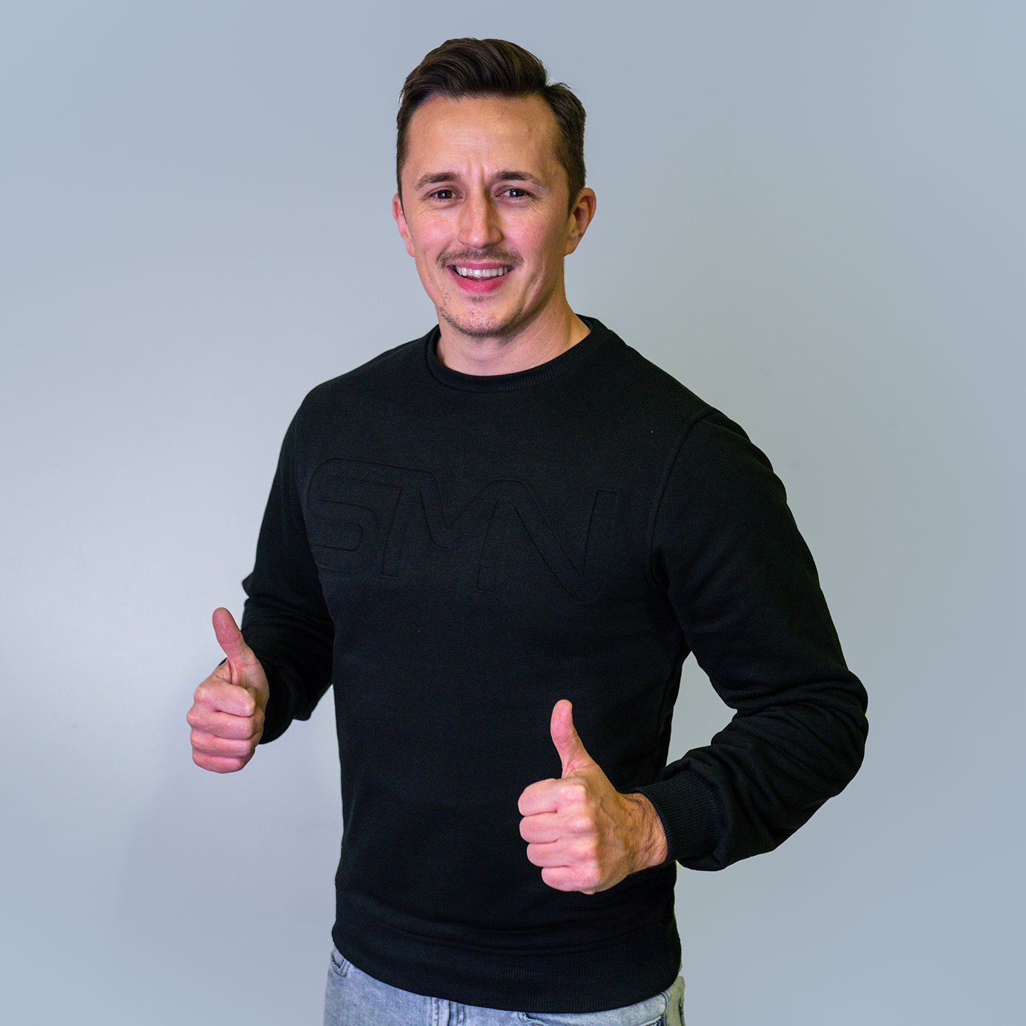 SMN ALL BLACK Pullover