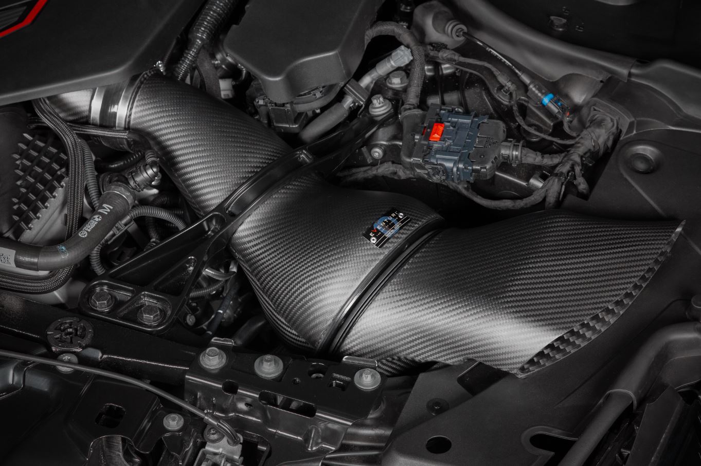 Eventuri Carbon Ansaugsystem für BMW G9X M5